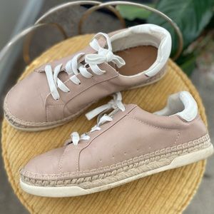 Universal Thread, Leather sneakers, 9.5 US Women’s